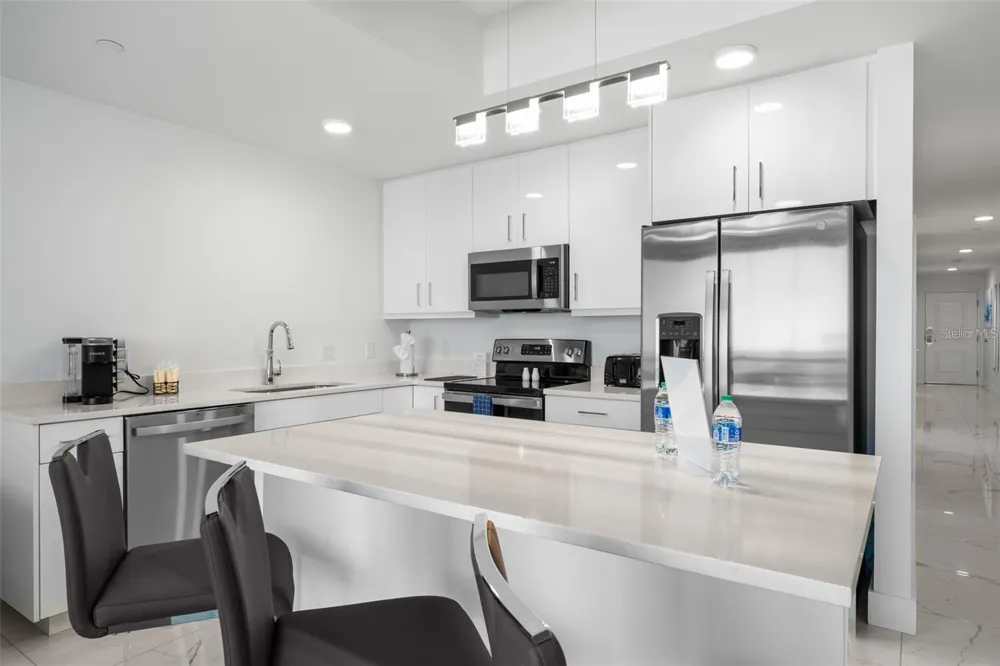 11500 GULF BOULEVARD #304 Treasure Island, FL 33706