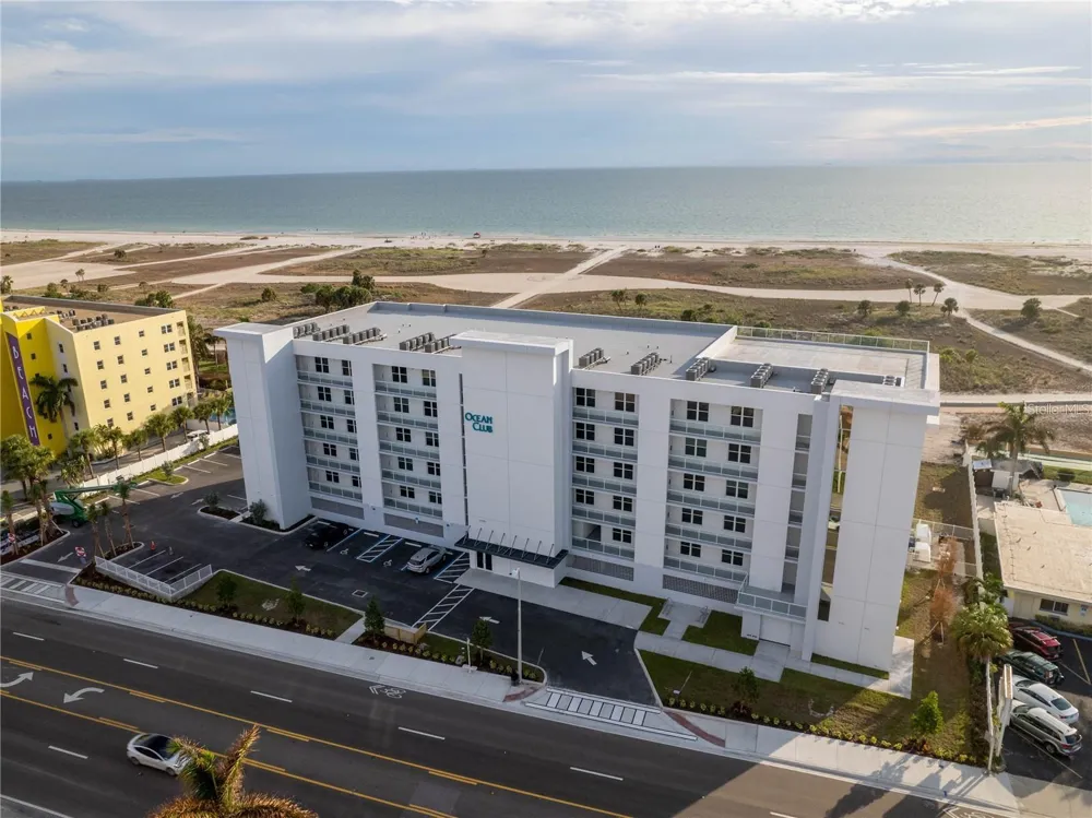 11500 GULF BOULEVARD #304 Treasure Island, FL 33706