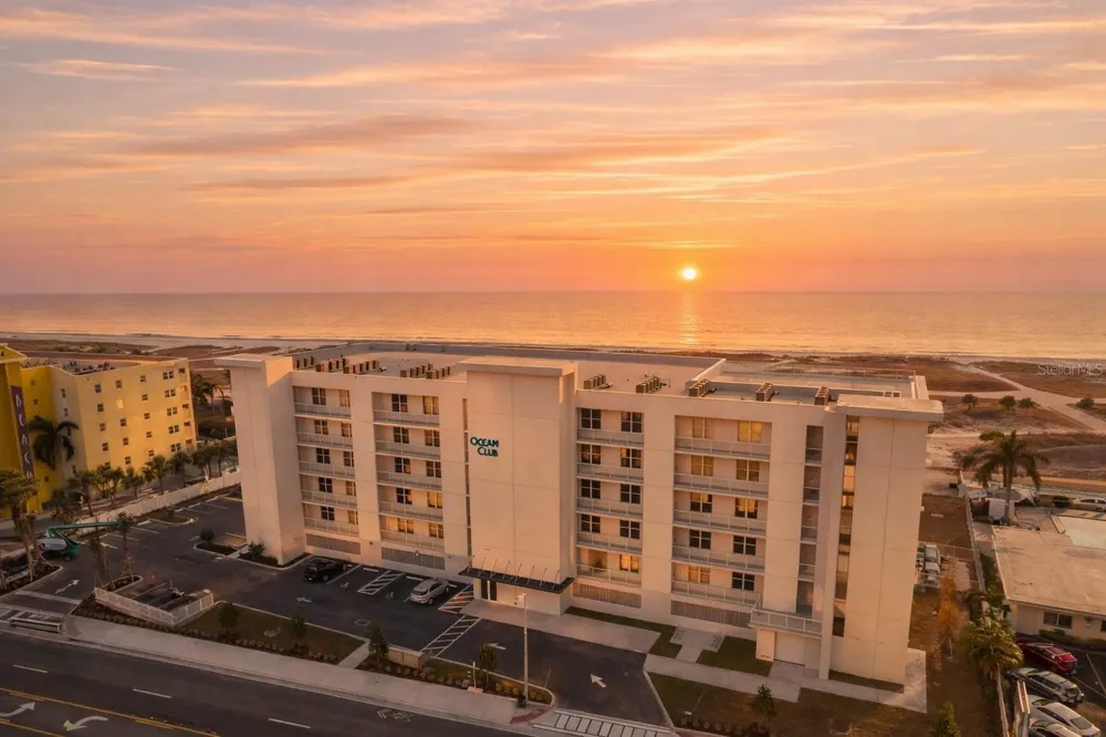 11500 GULF BOULEVARD #304 Treasure Island, FL 33706