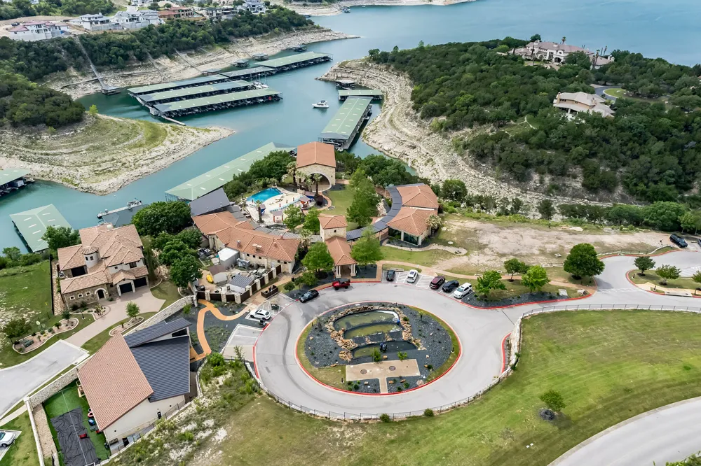 414 Sitlington Lane Lakeway, TX 78738