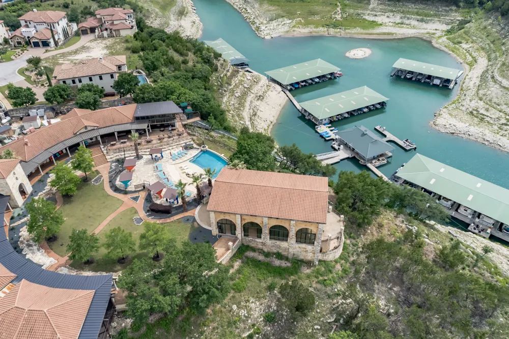 414 Sitlington Lane Lakeway, TX 78738