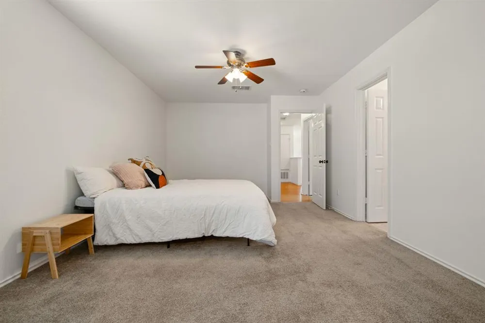 14525 Harris Ridge Boulevard #B Pflugerville, TX 78660