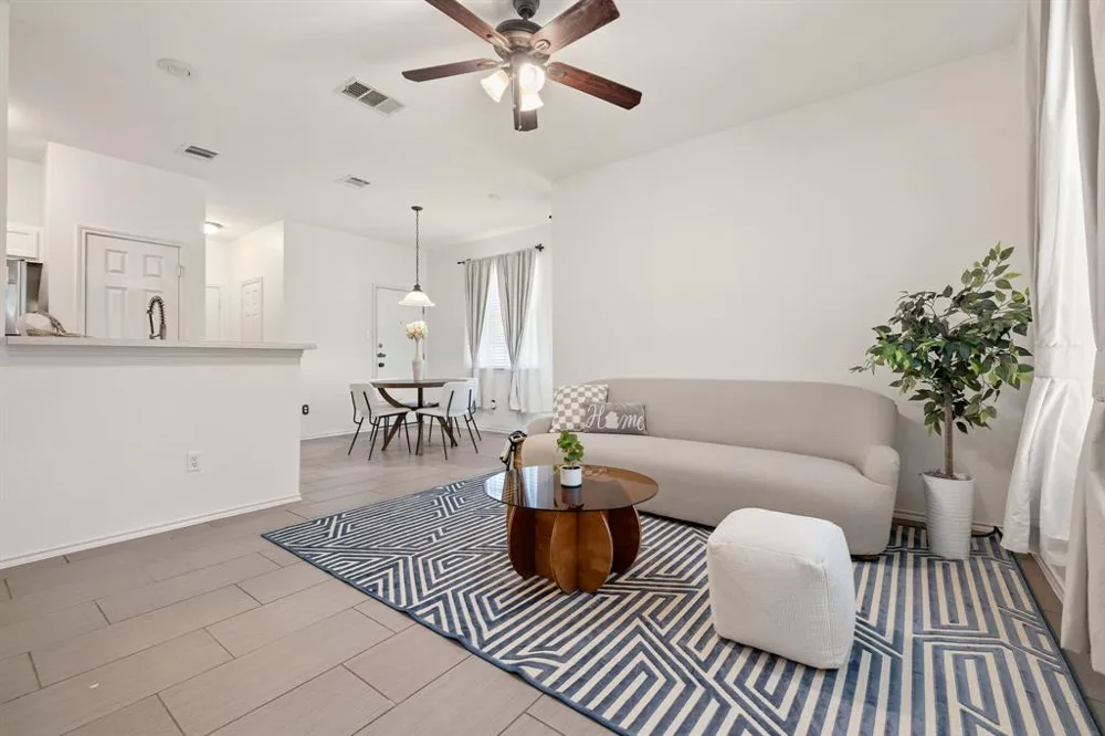 14525 Harris Ridge Boulevard #B Pflugerville, TX 78660