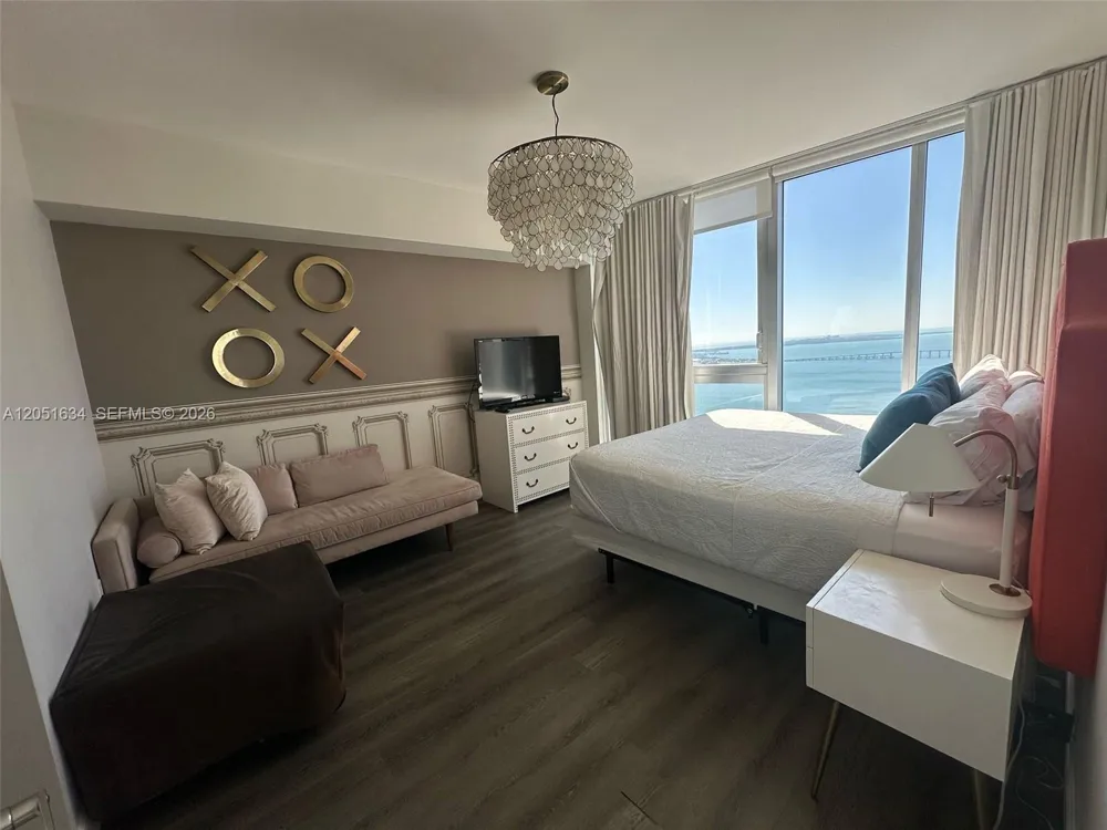 485 Brickell Ave #4408 Miami, FL 33131
