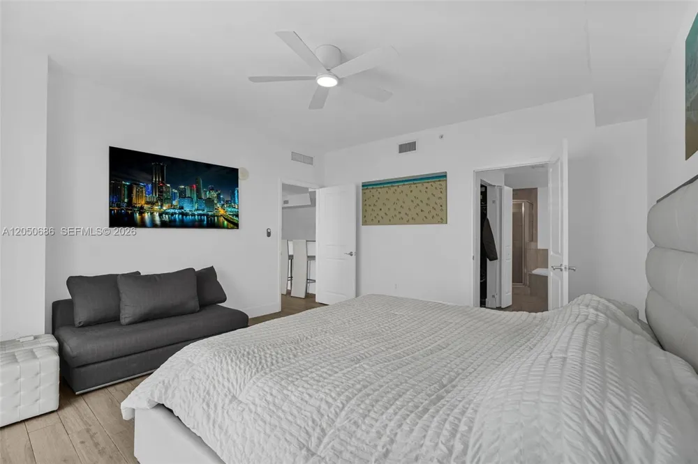 7900 Harbor Island Dr #610 North Bay Village, FL 33141