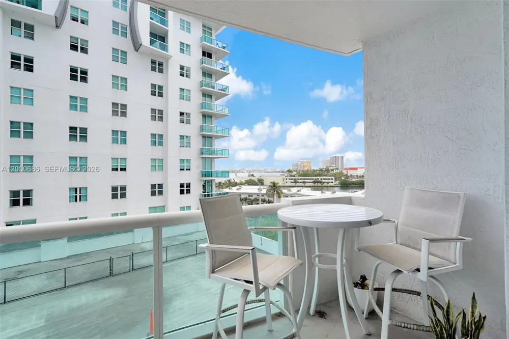 7900 Harbor Island Dr #610 North Bay Village, FL 33141