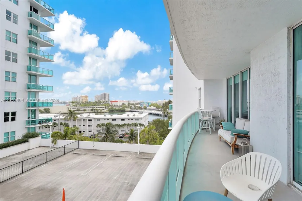 7900 Harbor Island Dr #610 North Bay Village, FL 33141