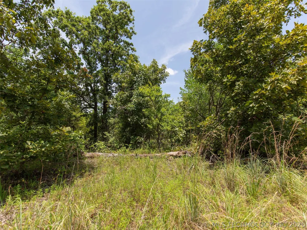 18 E 1147 ROAD Eufaula, OK 74426
