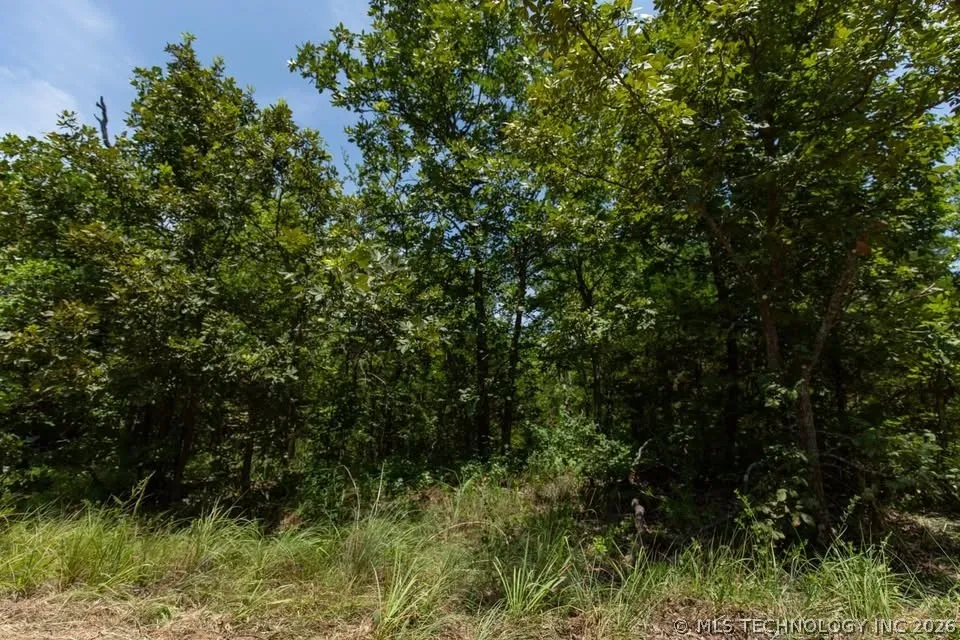 18 E 1147 ROAD Eufaula, OK 74426