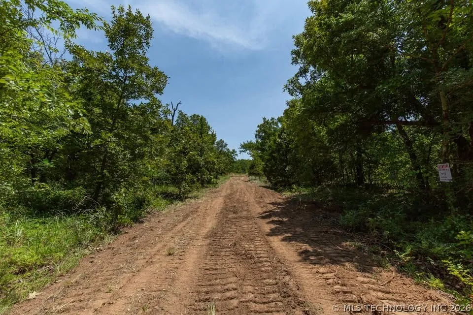 18 E 1147 ROAD Eufaula, OK 74426