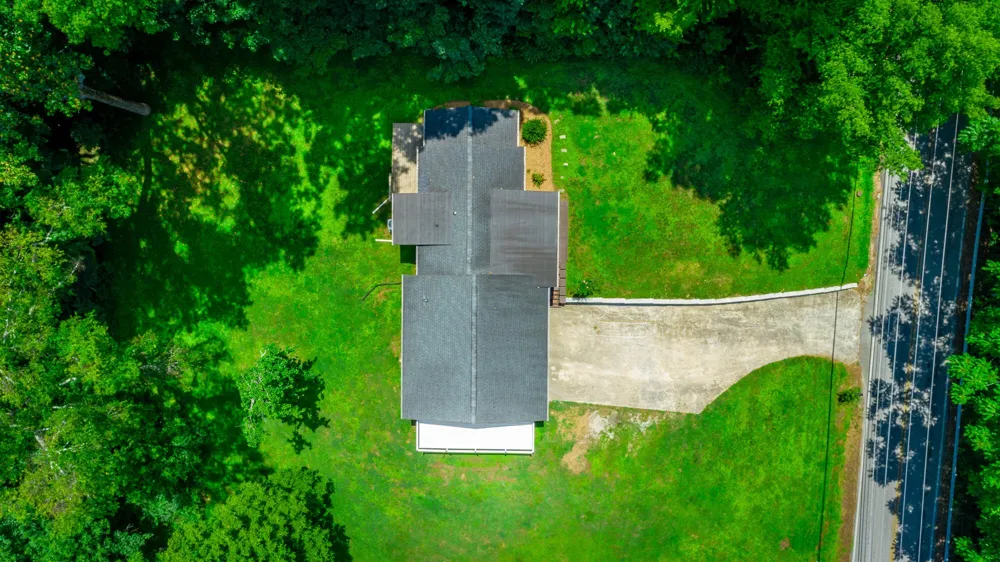 6582 Fairview Road Hixson, TN 37343