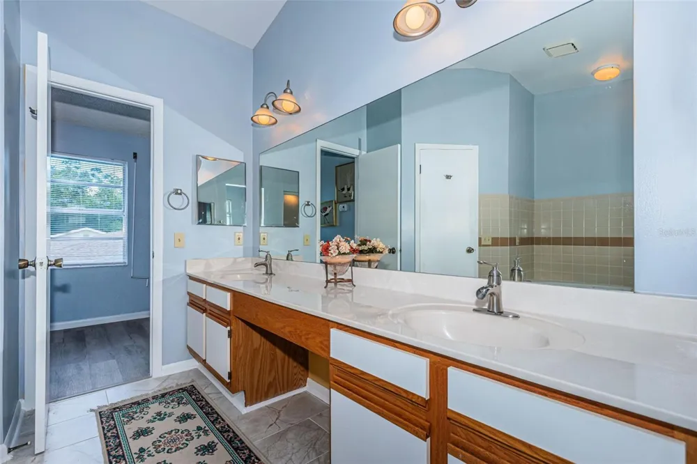 8419 125TH PLACE Largo, FL 33773