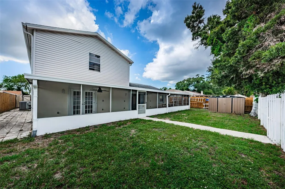 8419 125TH PLACE Largo, FL 33773