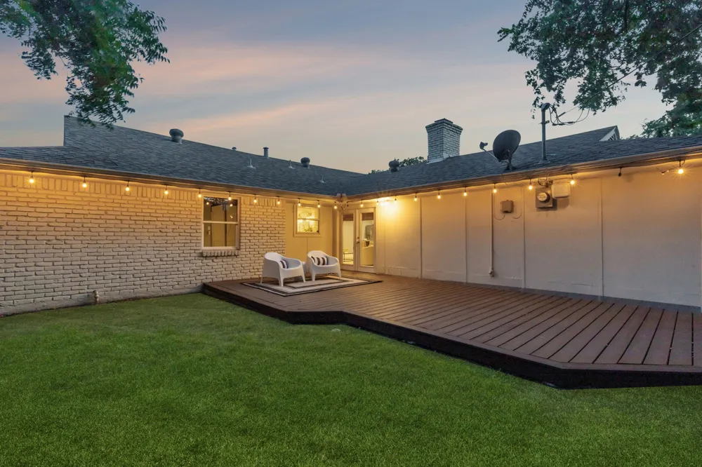 10647 Chesterton Drive Dallas, TX 75238