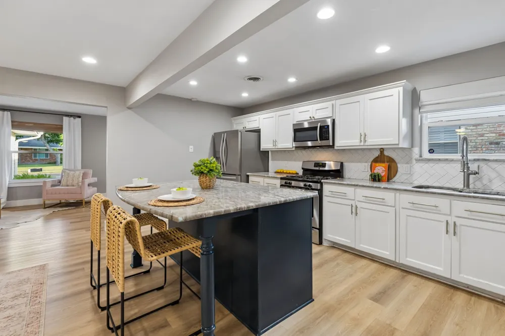 10647 Chesterton Drive Dallas, TX 75238