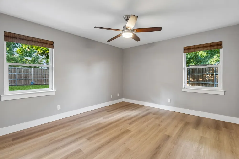 10647 Chesterton Drive Dallas, TX 75238