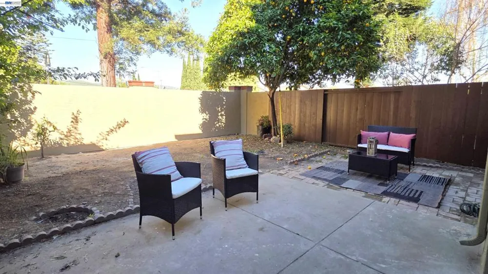 37856 Bright Cmn Fremont, CA 94536