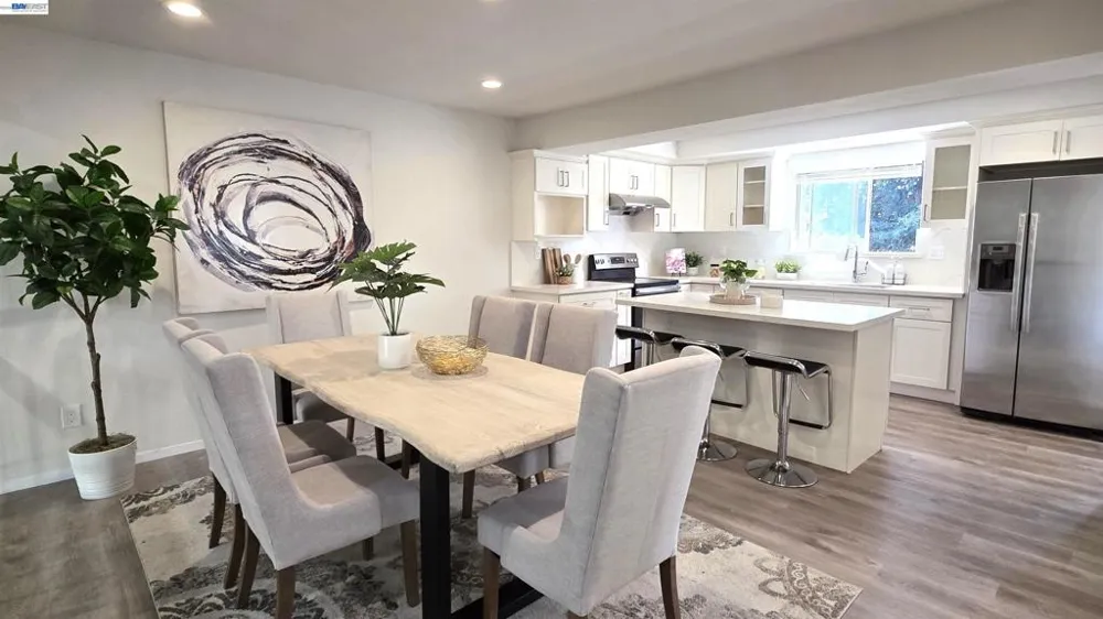 37856 Bright Cmn Fremont, CA 94536