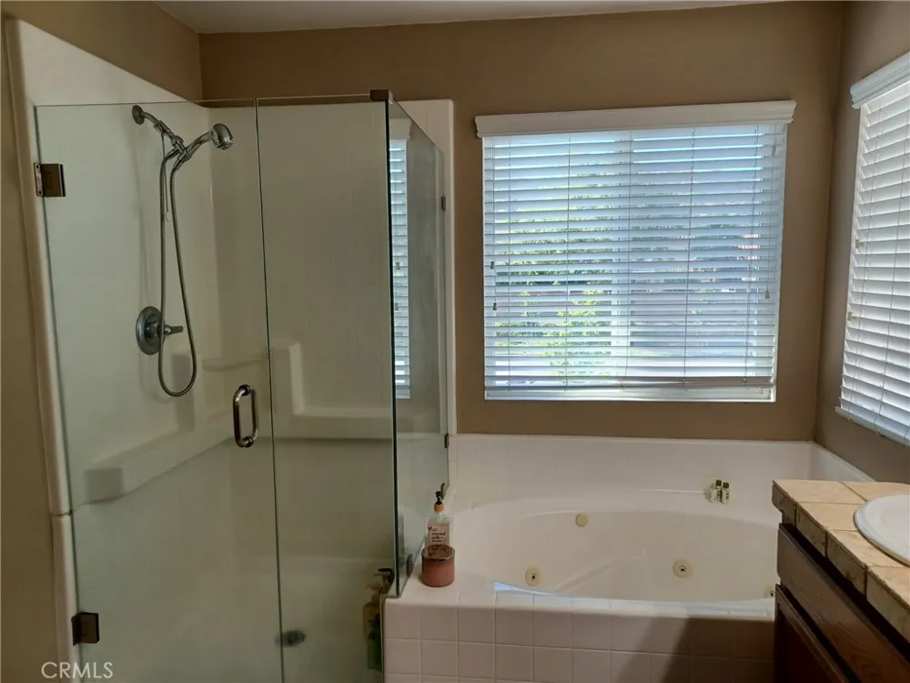 33577 Cedar Creek Lake Elsinore, CA 92532