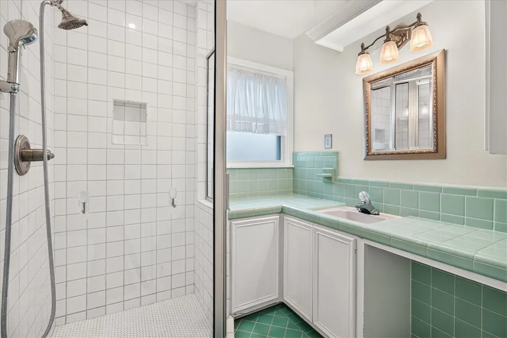 609 Peerman Place Corpus Christi, TX 78411