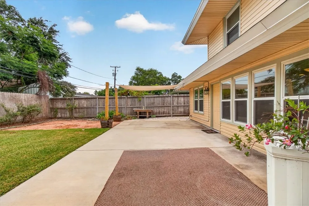 609 Peerman Place Corpus Christi, TX 78411