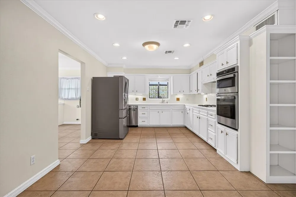 609 Peerman Place Corpus Christi, TX 78411