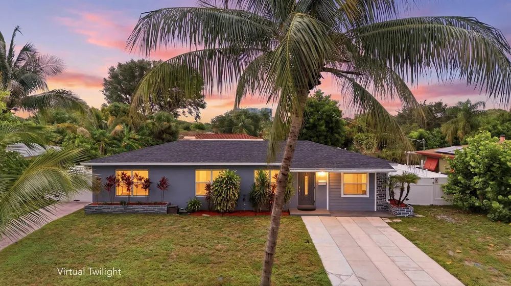 434 Australian Circle Lake Park, FL 33403