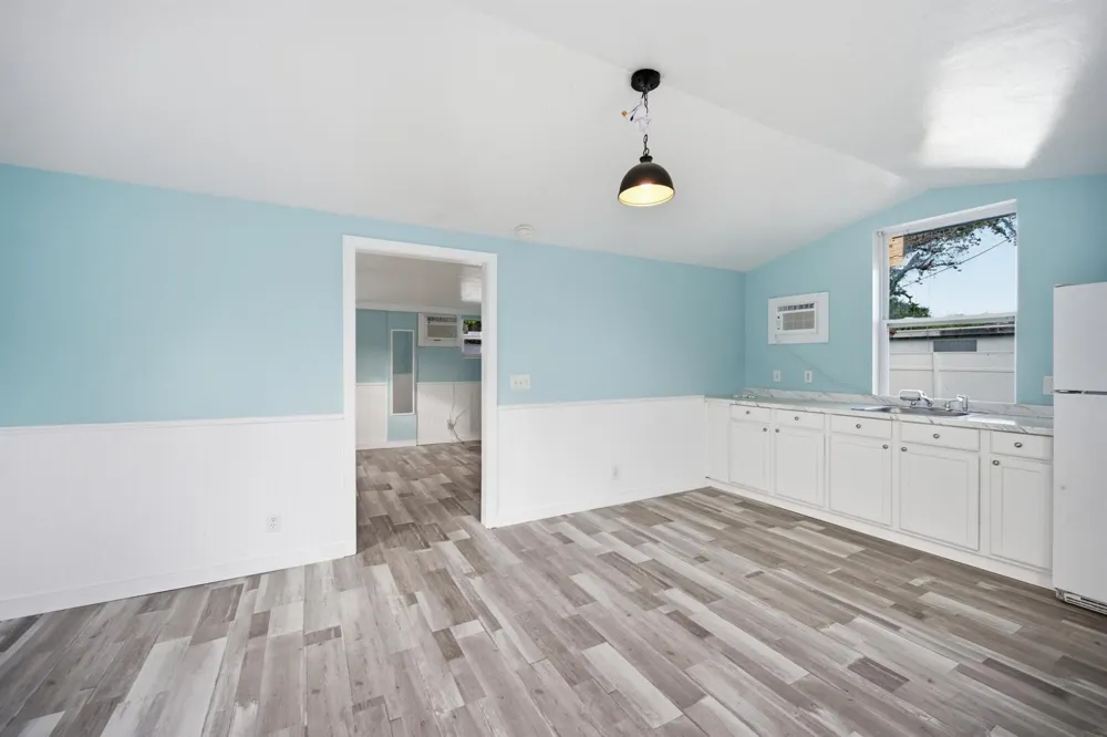 434 Australian Circle Lake Park, FL 33403