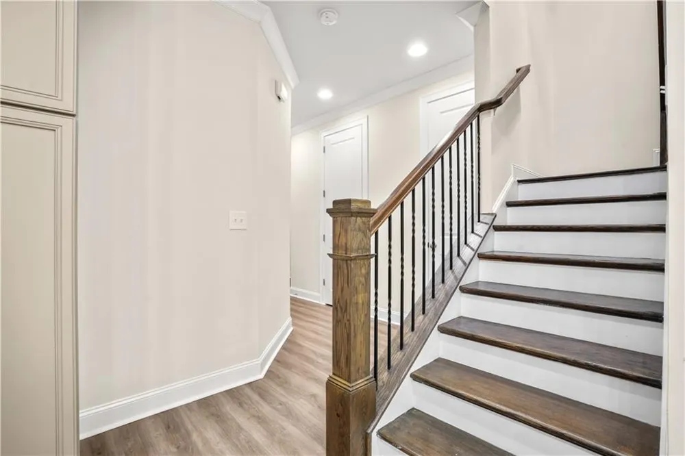 1011 Towneship Way Roswell, GA 30075