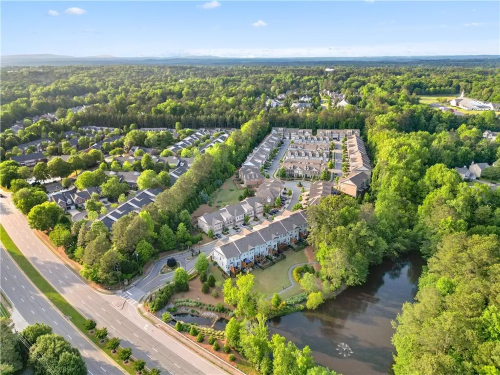 1011 Towneship Way Roswell, GA 30075