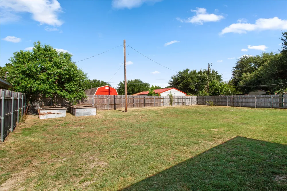8 Circle Drive Teague, TX 75860