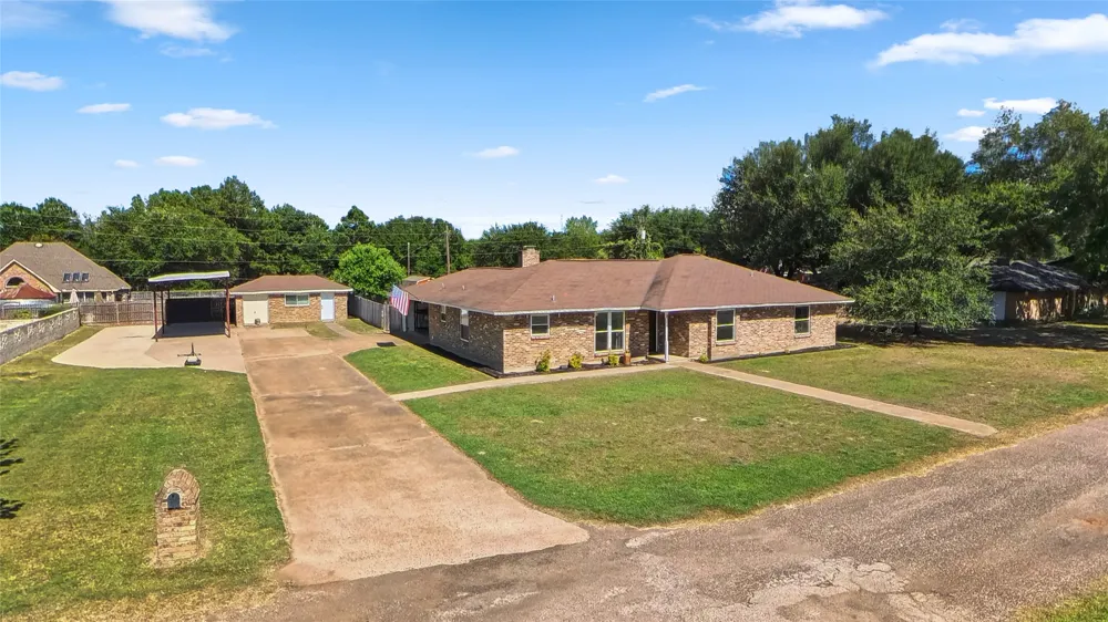 8 Circle Drive Teague, TX 75860