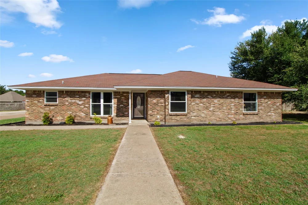 8 Circle Drive Teague, TX 75860
