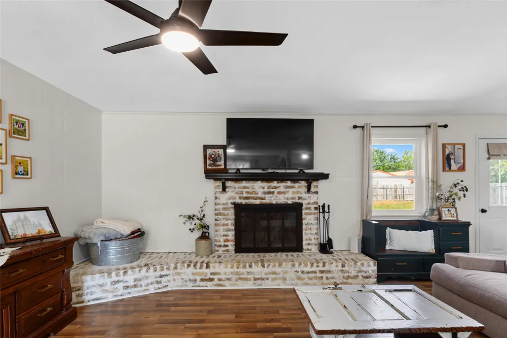 8 Circle Drive Teague, TX 75860