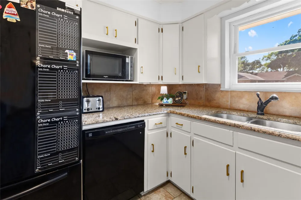 8 Circle Drive Teague, TX 75860