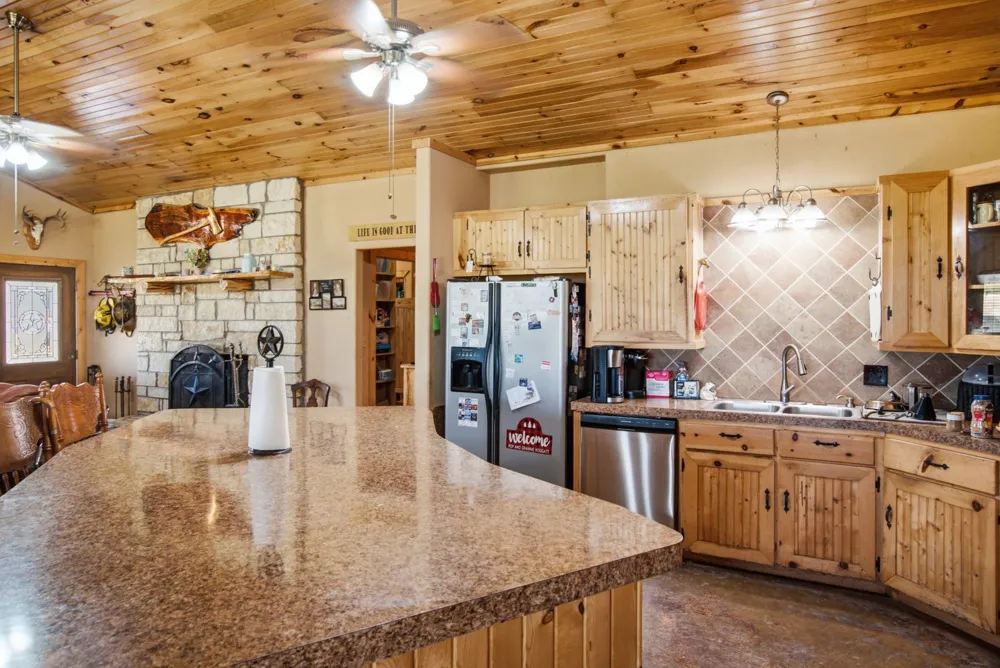 2975 Fm 1702 Hamilton, TX 76531