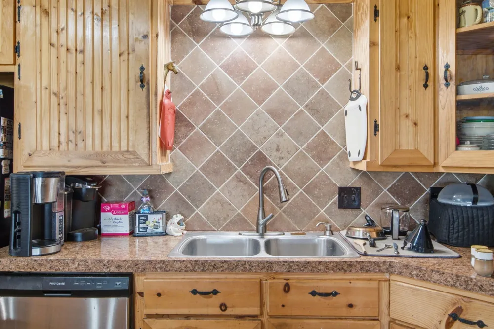 2975 Fm 1702 Hamilton, TX 76531