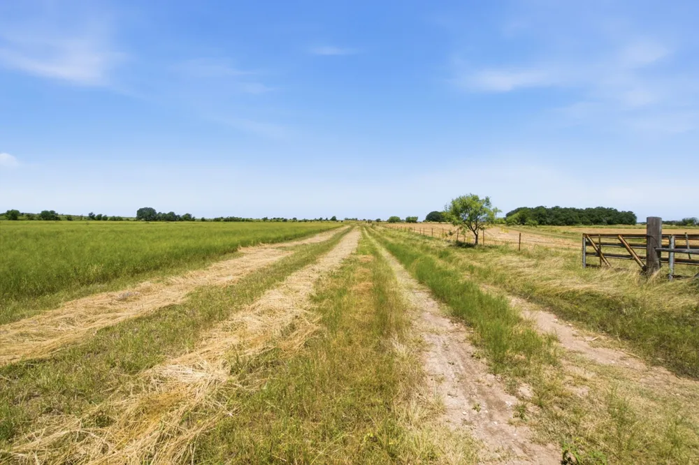 2975 Fm 1702 Hamilton, TX 76531