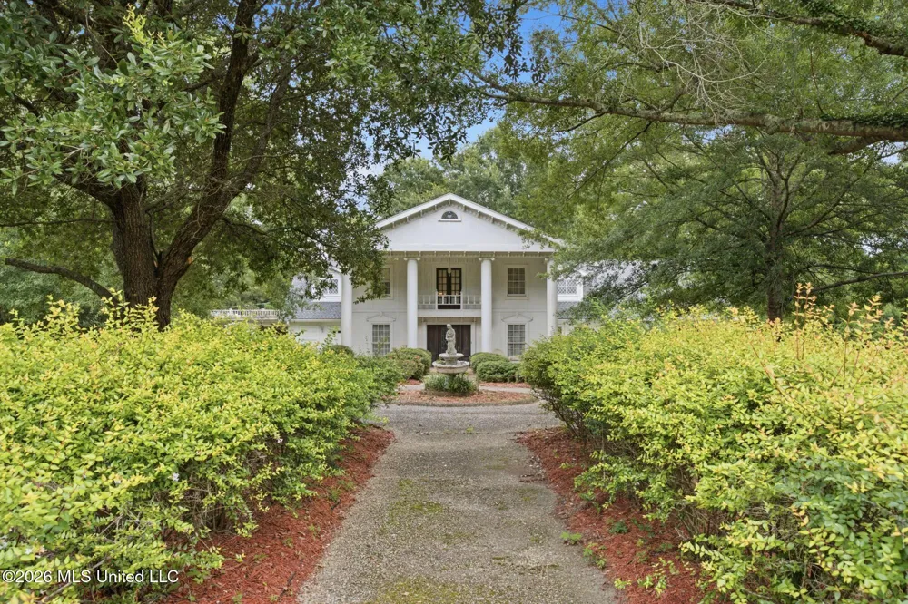 84 Lynn Ray Road Petal, MS 39465