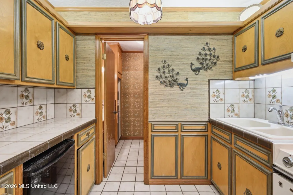 84 Lynn Ray Road Petal, MS 39465