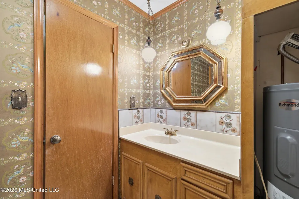 84 Lynn Ray Road Petal, MS 39465