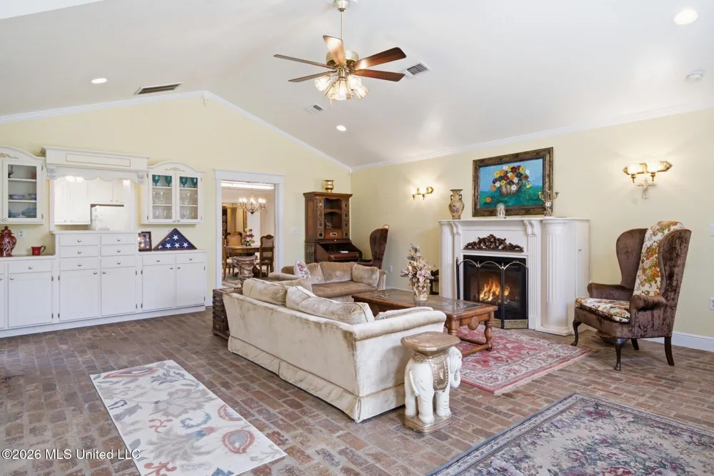 84 Lynn Ray Road Petal, MS 39465