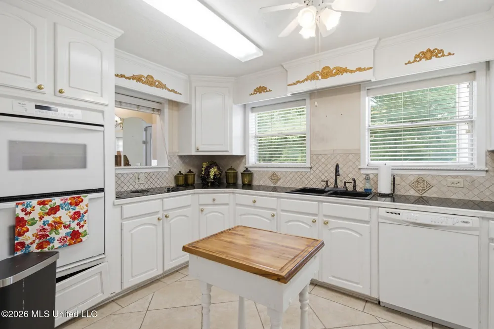 84 Lynn Ray Road Petal, MS 39465