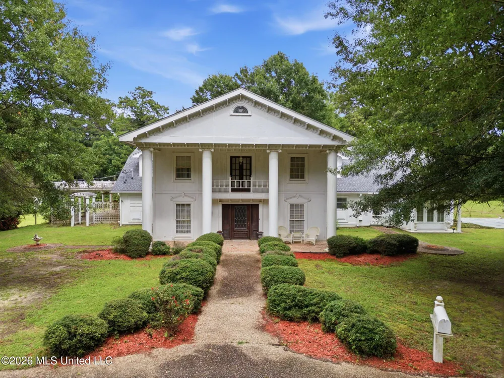 84 Lynn Ray Road Petal, MS 39465