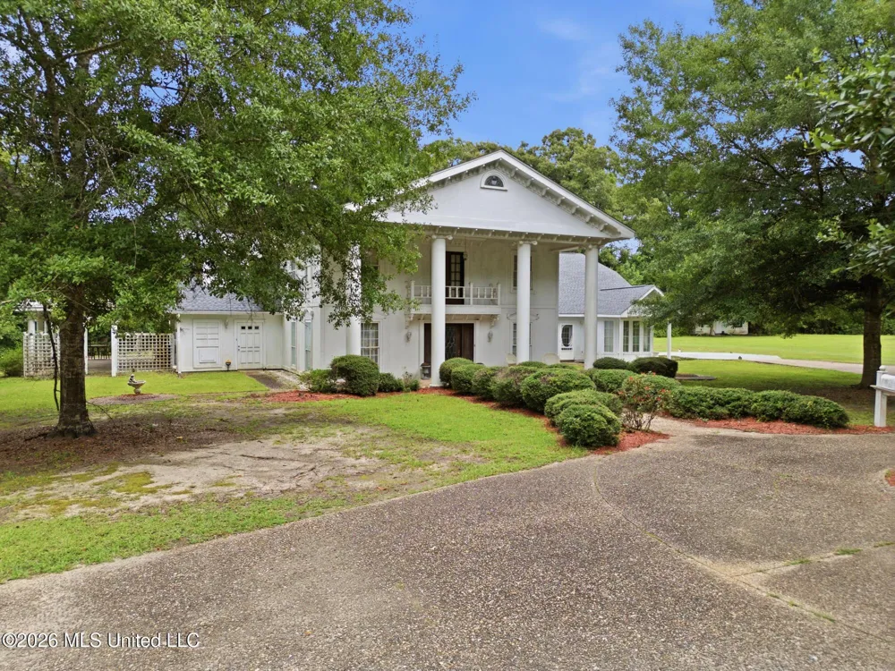 84 Lynn Ray Road Petal, MS 39465
