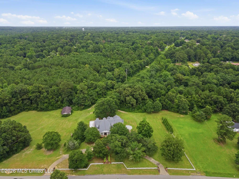 84 Lynn Ray Road Petal, MS 39465