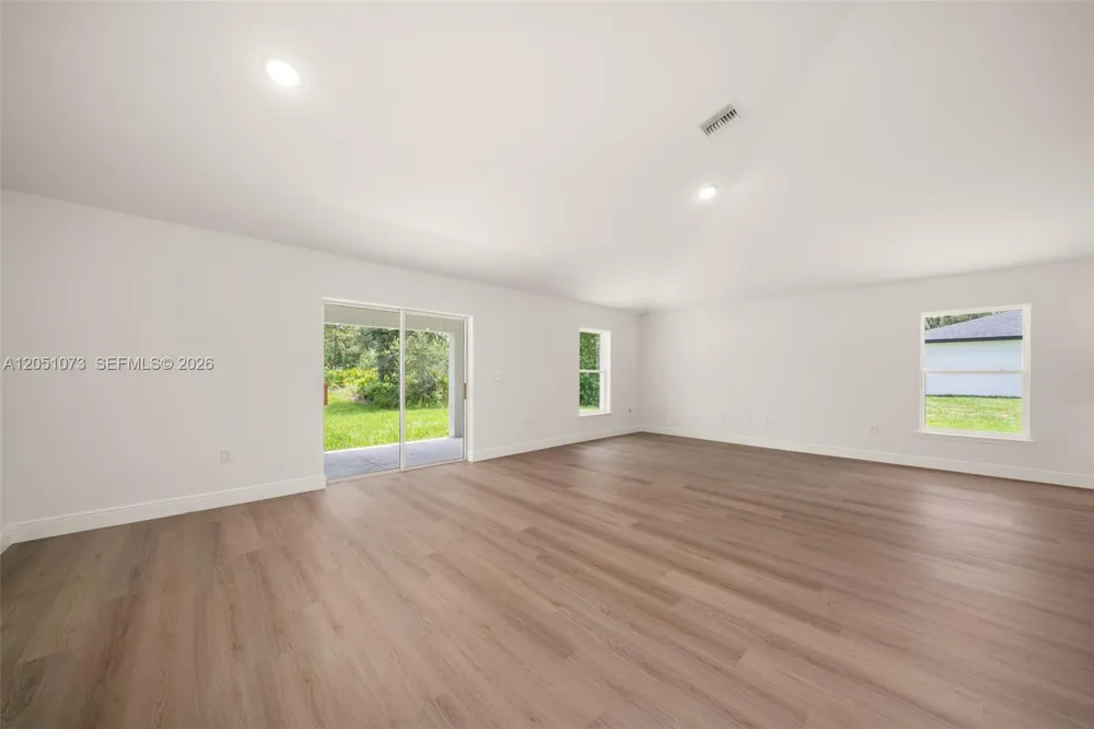 5526 Cortez Blvd. Sebring, FL 33872