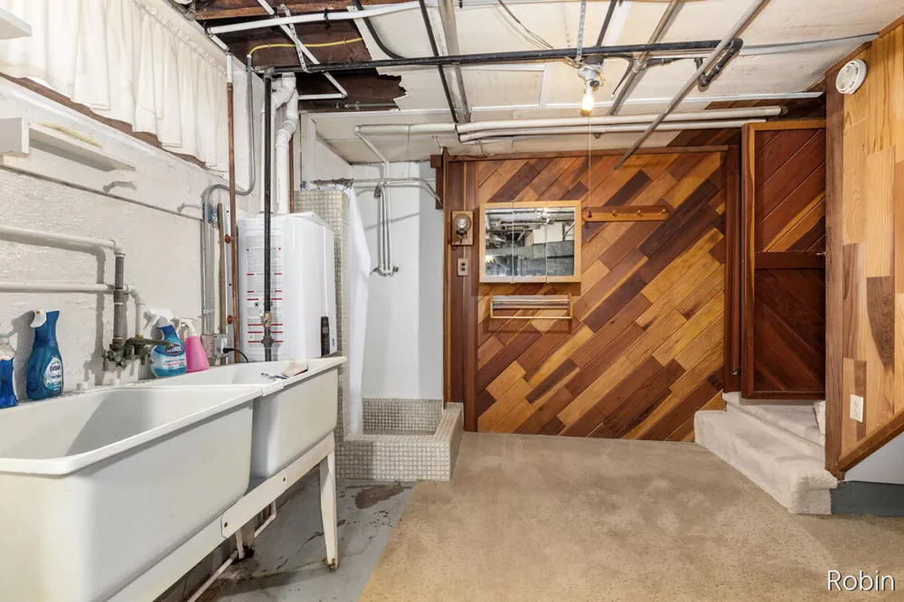 1545 4th Street NW Grand Rapids City, MI 49504