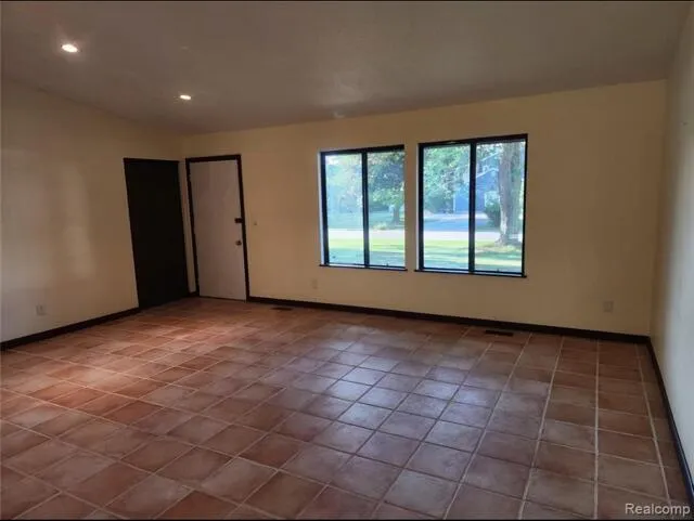 3787 Northmeadow Road Blackman Charter Township, MI 49201