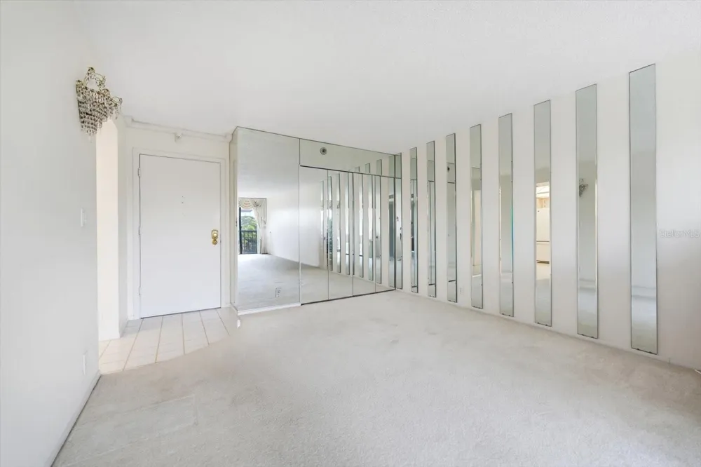 255 DOLPHIN POINT #307 Clearwater Beach, FL 33767